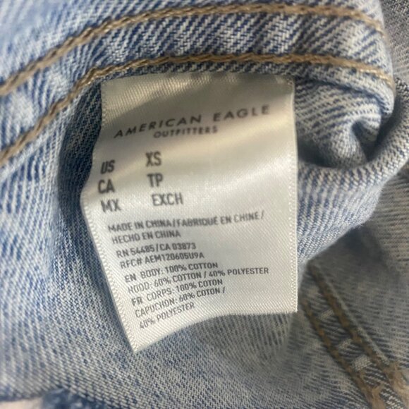 American Eagle Hoodie Crop Denim Jacket Womens XS Blue Distressed Layering - Picture 4 of 9